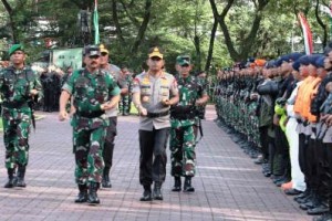 Panglima TNI & Kapolri Pimpin Apel Pengamanan Natal dan Tahun Baru